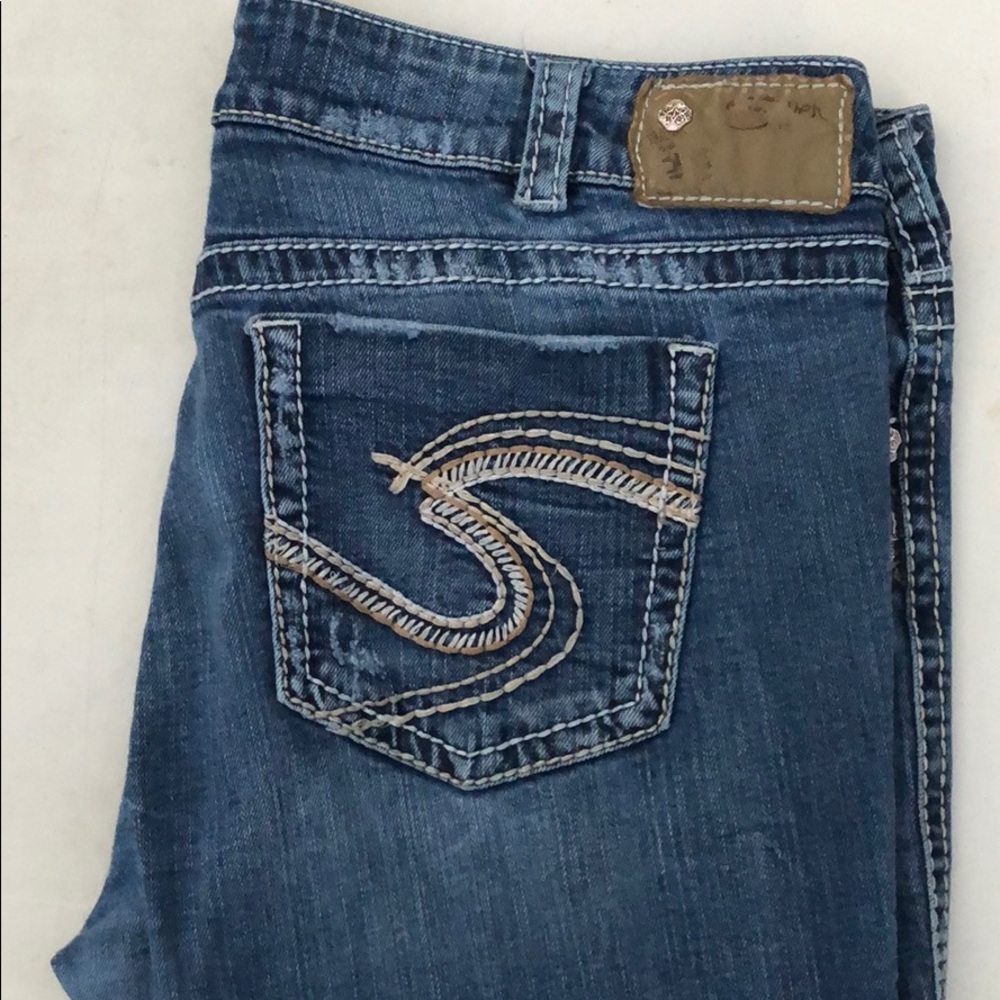 Silver Suki 17” women’s jeans